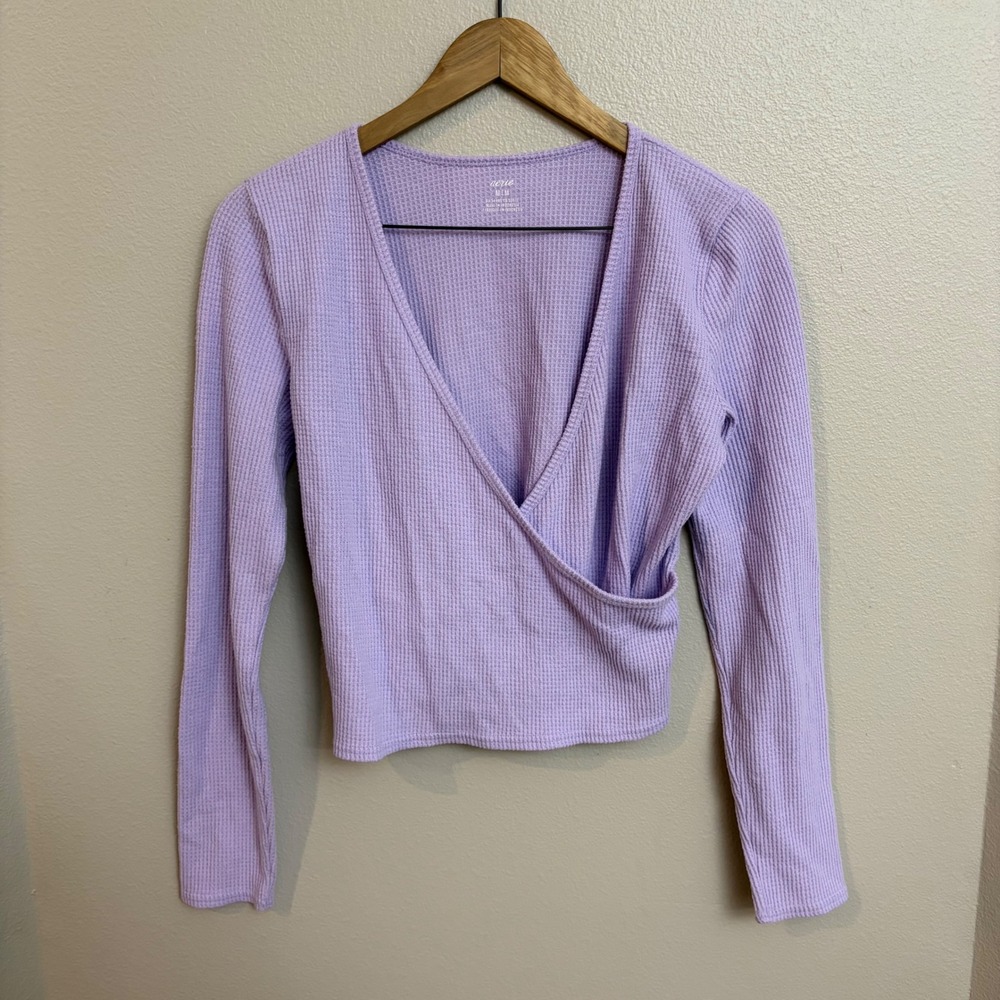 Aerie Wrap Long Sleeve Top Medium Purple Waffle Knit Surplice Cropped Balletcore